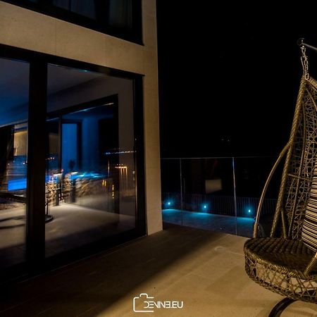 Villa Madomi Kustići Buitenkant foto