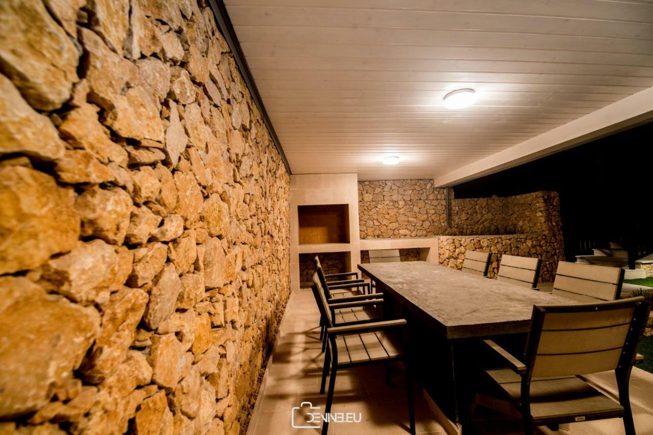 Villa Madomi Kustići Buitenkant foto