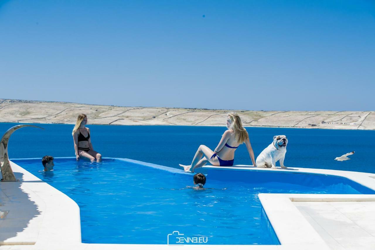 Villa Madomi Kustići Buitenkant foto