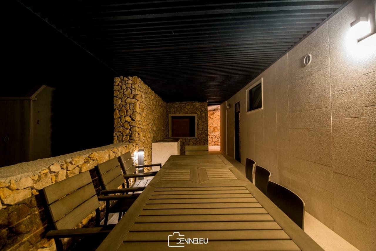 Villa Madomi Kustići Buitenkant foto