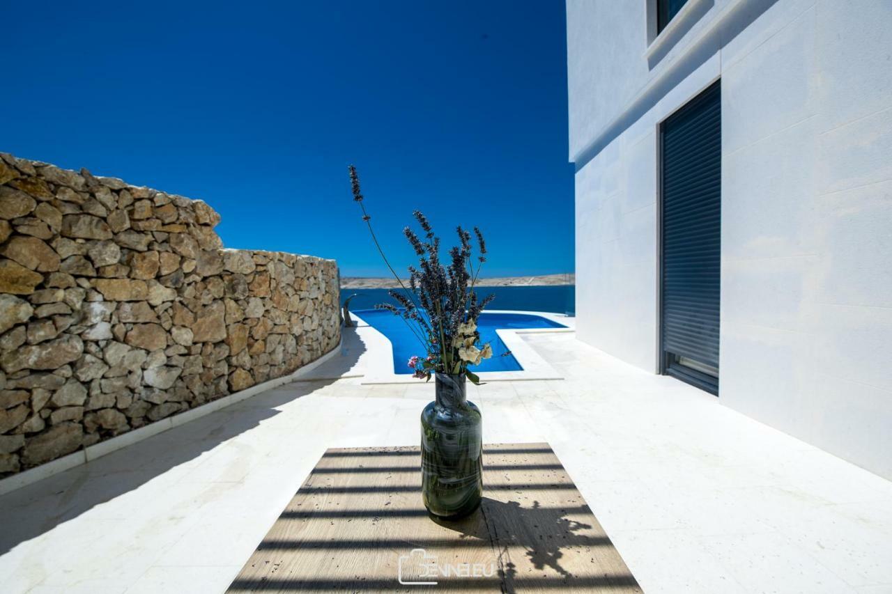 Villa Madomi Kustići Buitenkant foto
