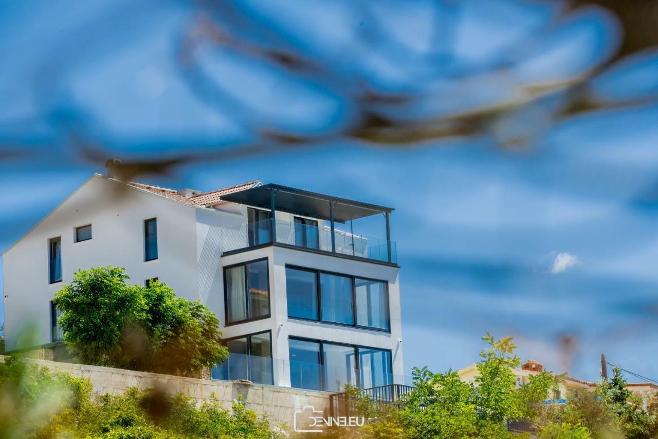 Villa Madomi Kustići Buitenkant foto